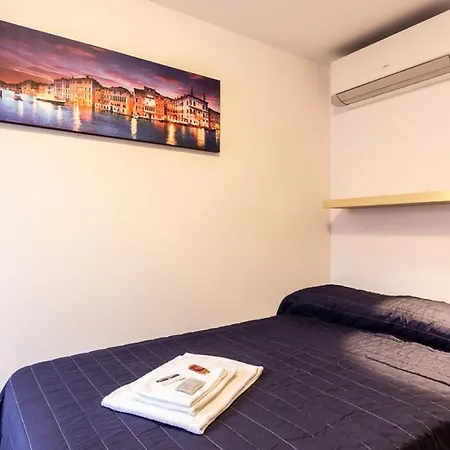 Veneziacentopercento Πανσιόν Βενετία